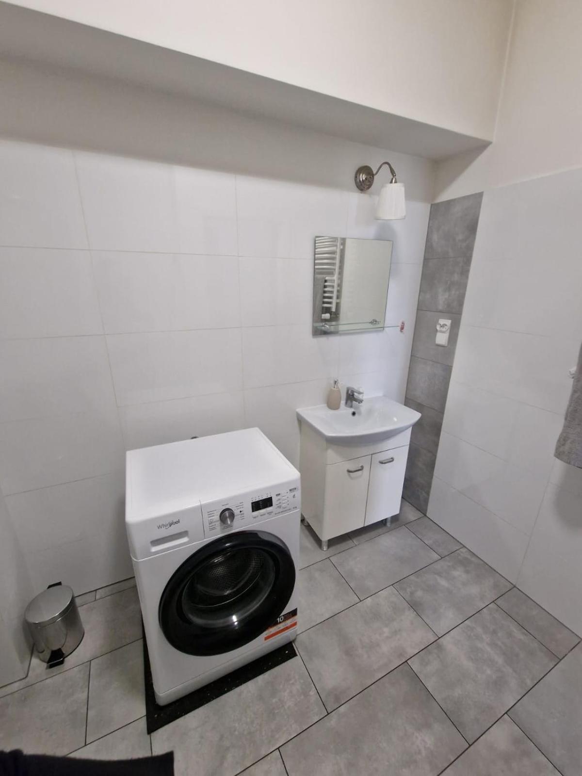 Apartament w Koninie przy ul. Wiosny Ludów Konin  Zewnętrze zdjęcie